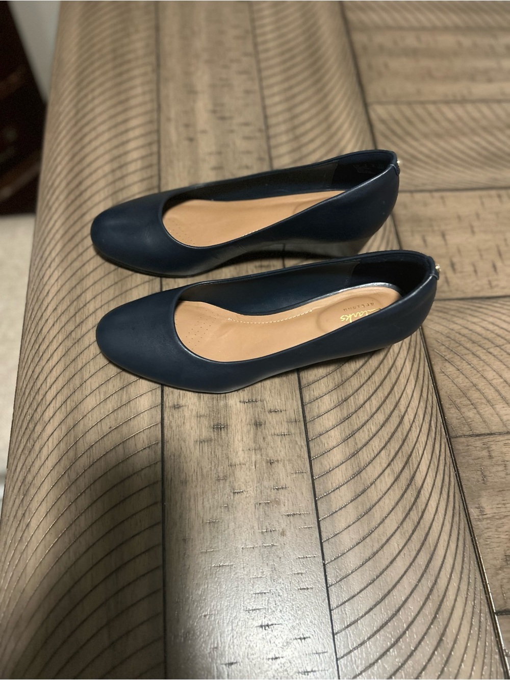 Clarks Navy Round-Toe Leather wedge 9W - Picture 4 of 8